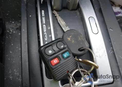 2006 Ford Mustang V6 from USA, damaged, VIN 1ZVFT80N665152756